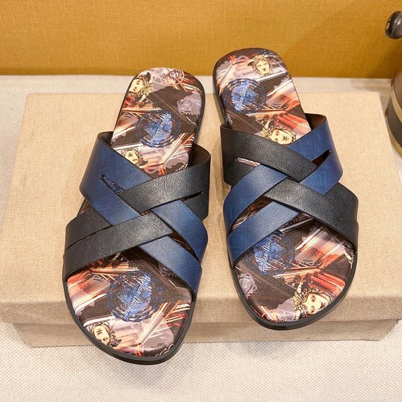 Versace 2023 official website new casual fashion slippers main image 6